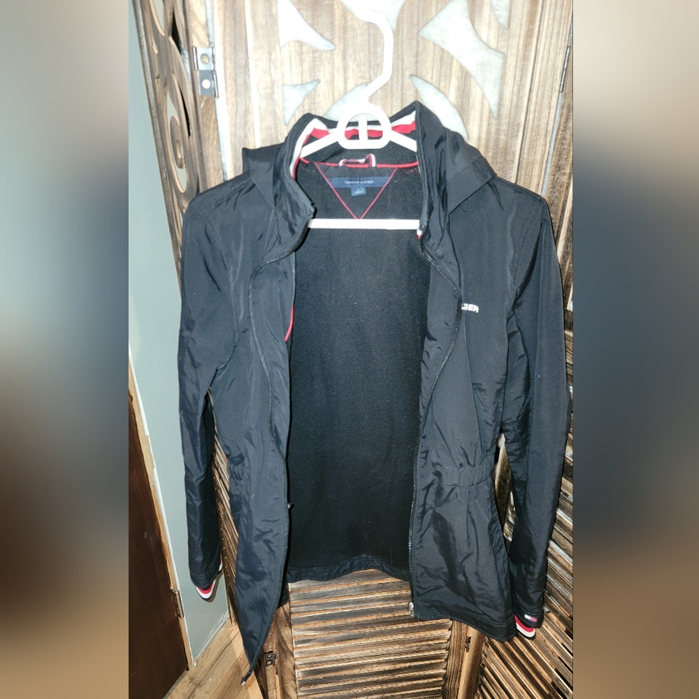 Tommy Hilfiger, Size M, Winter Jacket / Windbreaker, Retractable Hood